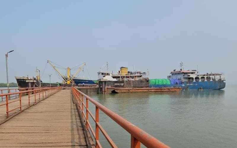 সর্বশেষ আটক জাহাজও ছেড়েছে আরাকান আর্মি!