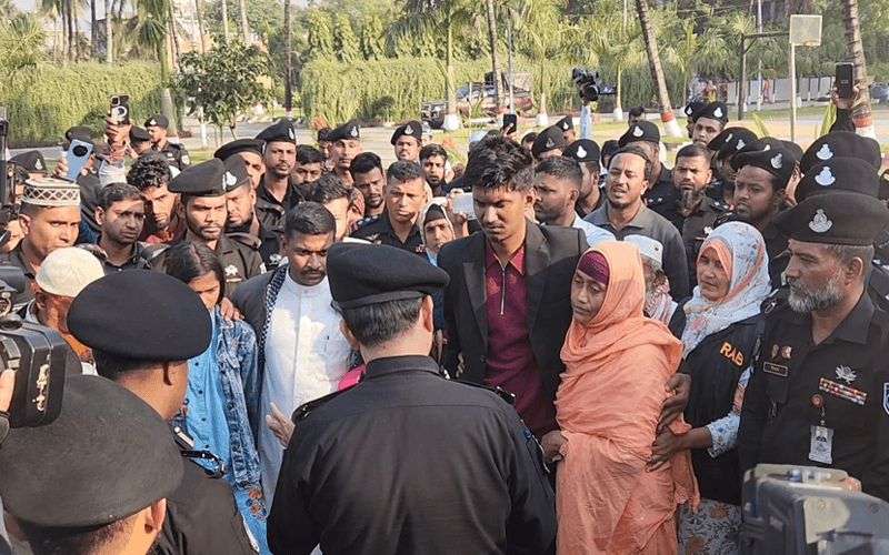 সলিমপুরে সন্ত্রাসীদের আস্তানা উপড়ে ফেলা হবে