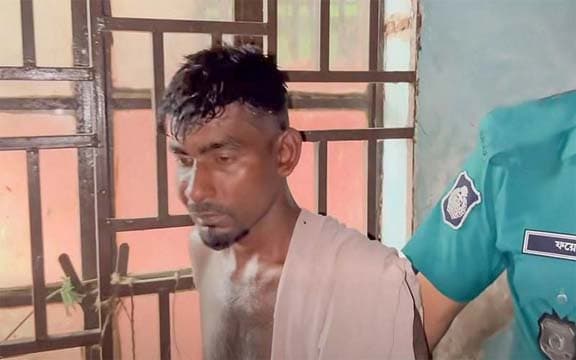আমাকে শয়তানে পেয়েছিল-স্বীকারোক্তির পর কারাগারে ধর্ষক মনির