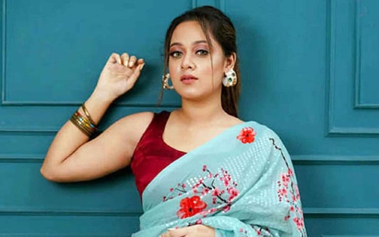 প্রতারণার শিকার দীঘি, খোয়ালেন বিকাশের টাকা