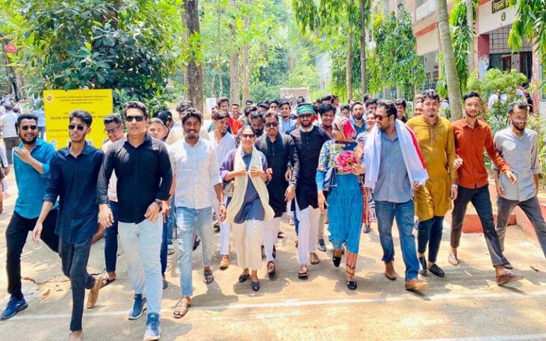 স্বাধীন ফিলিস্তিন রাষ্ট্রের দাবিতে মহসিন কলেজ ছাত্রলীগের সংহতি