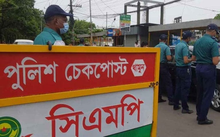 চট্টগ্রামে শিক্ষার্থী-ছাত্রলীগের সংঘর্ষে ৪ মামলা, আাসমি সাড়ে ৭ হাজার