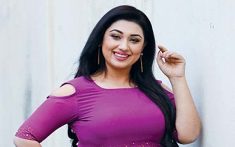 শেখ হাসিনার চরিত্রে অভিনয় করছেন না অপু বিশ্বাস!
