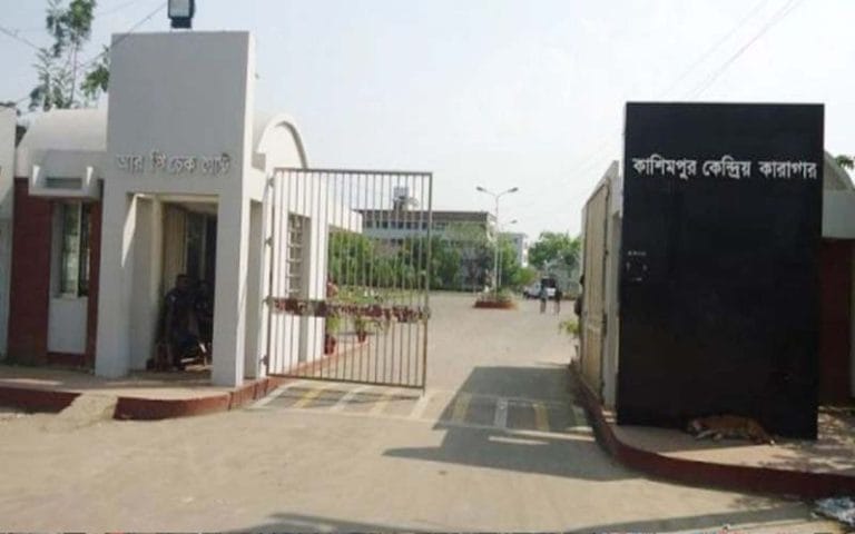 কাশিমপুর কারাগার থেকে ২০৯ বন্দির পলায়ন, গুলিতে নিহত ৬