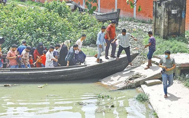 কর্ণফুলী নদীর সবকটি ঘাটের জবরদখলে বিএনপি!