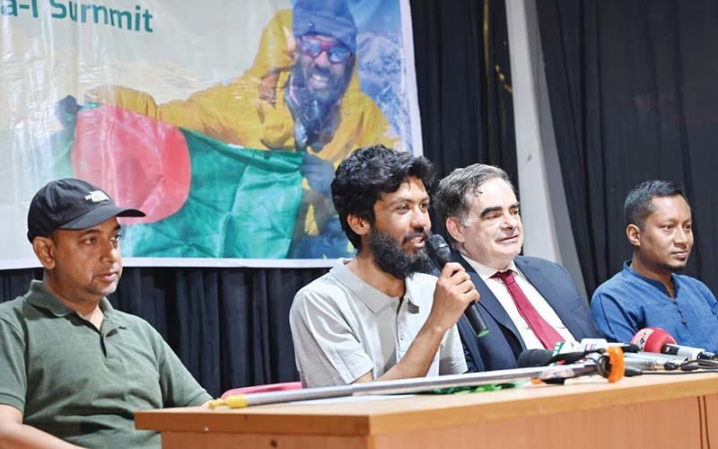 অন্নপূর্ণা-১ জয়ের পর আরও এগিয়ে যাওয়ার স্বপ্ন বাবর আলীর