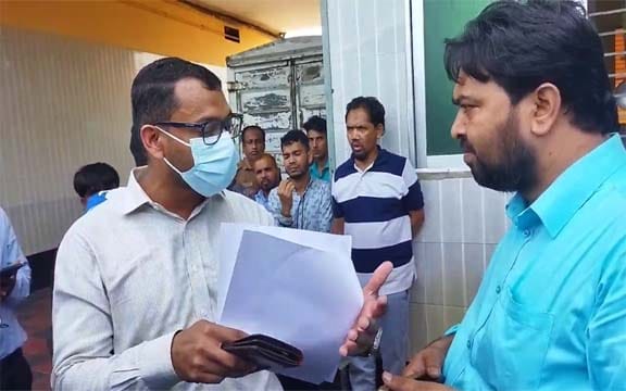 ফুলকলির বর্জ্যে বিপর্যস্ত চট্টগ্রামের খাল-নদি, কৃষি ও জনস্বাস্থ্য