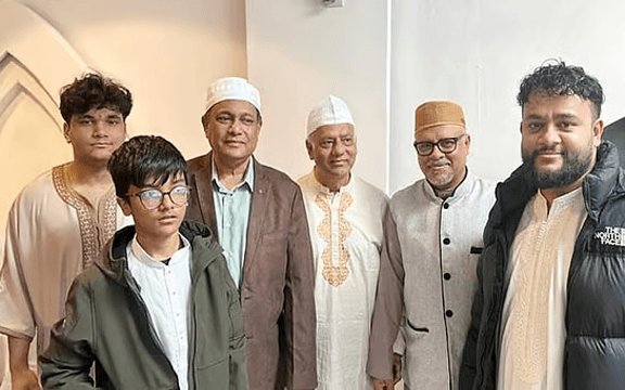 লন্ডনে প্রকাশ্যে হাছান মাহমুদসহ সাবেক চার মন্ত্রী
