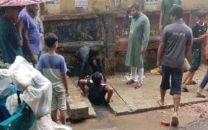 ভারী বৃষ্টির মধ্যে চট্টগ্রামে নালায় পড়ে শিশুর মৃত্যু