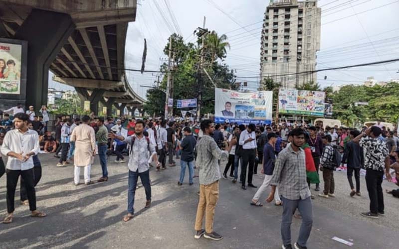 কোটা আন্দোলন থেকে চট্টগ্রামে ছড়ালো বাংলা ব্লকেড কর্মসূচি