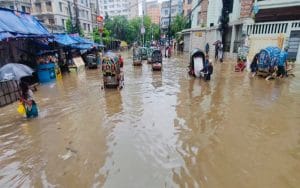 দুই ঘন্টার দু‘দফা বৃষ্টিতে চট্টগ্রাম যেন বহমান খাল