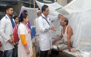 চট্টগ্রামে চিকুনগুনিয়ায় জ্বরের চেয়ে কষ্ট বেশি খরচে!