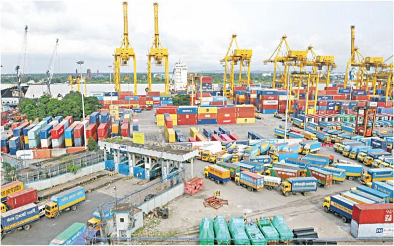 ইজারা প্রক্রিয়ার প্রতিবাদে চট্টগ্রাম বন্দর অবরোধের ডাক