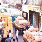 খাতুনগঞ্জে উপচে পড়ছে ভোগ্যপণ্য