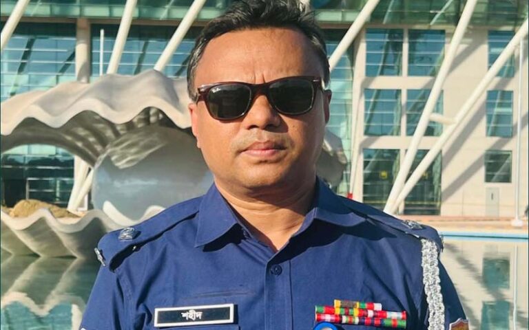 ট্রেনে ইয়াবা পাচারে চট্টগ্রাম রেলওয়ে থানার ওসি, শাস্তি শুধুই বদলি!