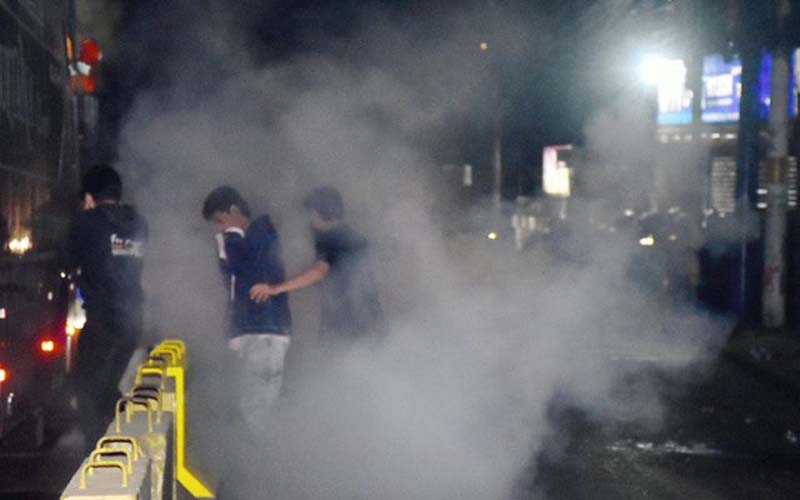 চট্টগ্রামে ভারতীয় সহকারী হাই কমিশনারের বাসভবন ঘেরাও, আটক ১২