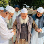 হেফাজত আমিরের দোয়া নিলেন জামায়াত প্রার্থী নুরুল আমিন