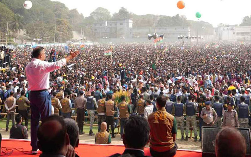 তারেক রহমানকে দেখতে চট্টগ্রামে মানুষের ঢল