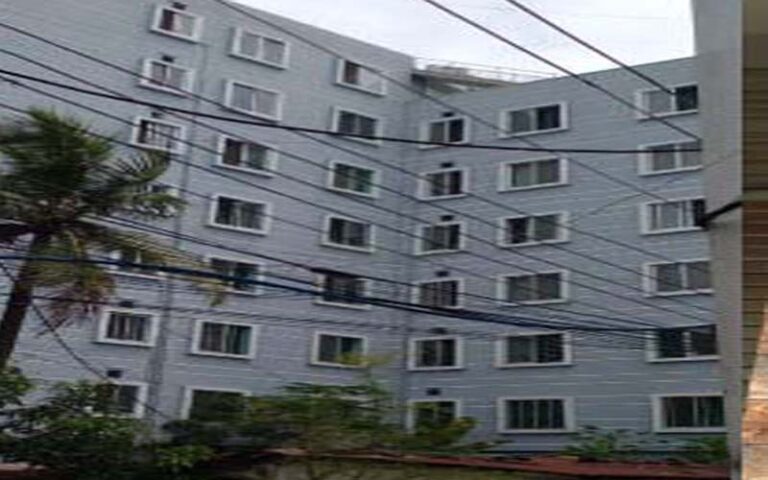 চট্টগ্রামে ভূমিকম্পে আট তলা ভবনে ফাটল