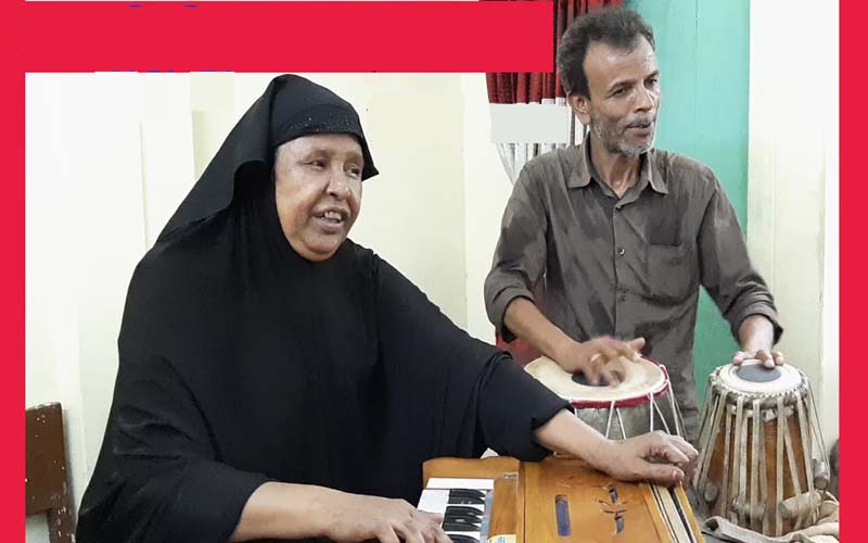 আঞ্চলিক গানের বুলবুলের হাতে স্বাধীনতা সম্মাননা