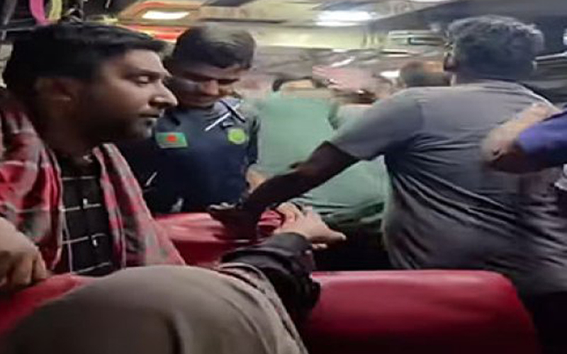 Dainikishan 57 রেলওয়ের ৮ কর্মীর বিরুদ্ধে ব্যবস্থা নেওয়ার সুপারিশ